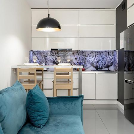 Apartment Rakowska Warsaw Wlochy By Noclegi Renters Ngoại thất bức ảnh